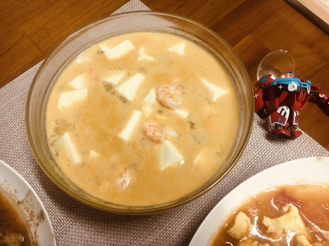 咸蛋黄虾仁豆腐