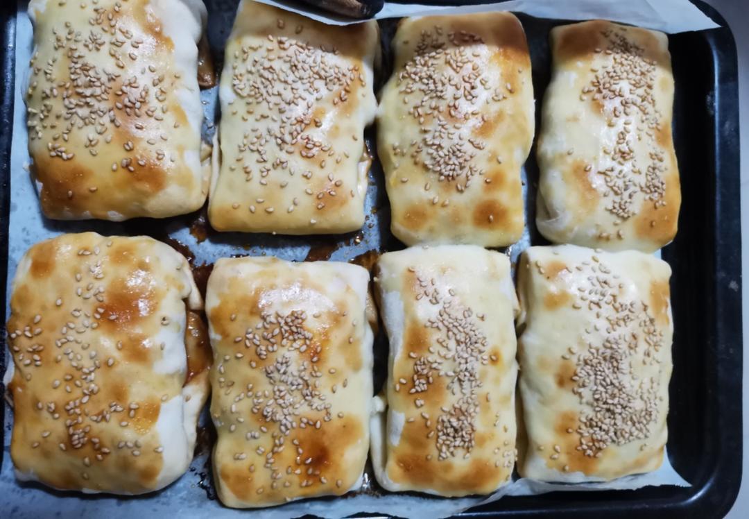 一咬爆汁的奥尔良鸡肉烤包子