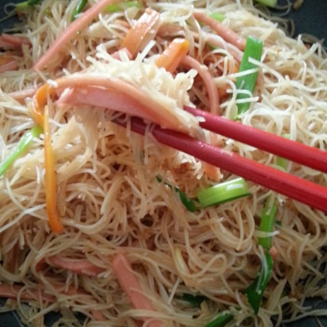 广东排挡风味炒米粉