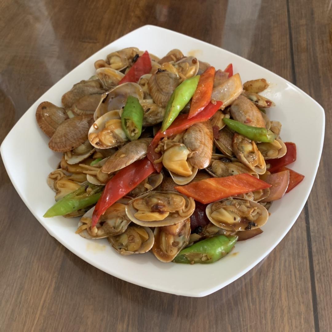 燕子美食汇做的豉椒炒花甲