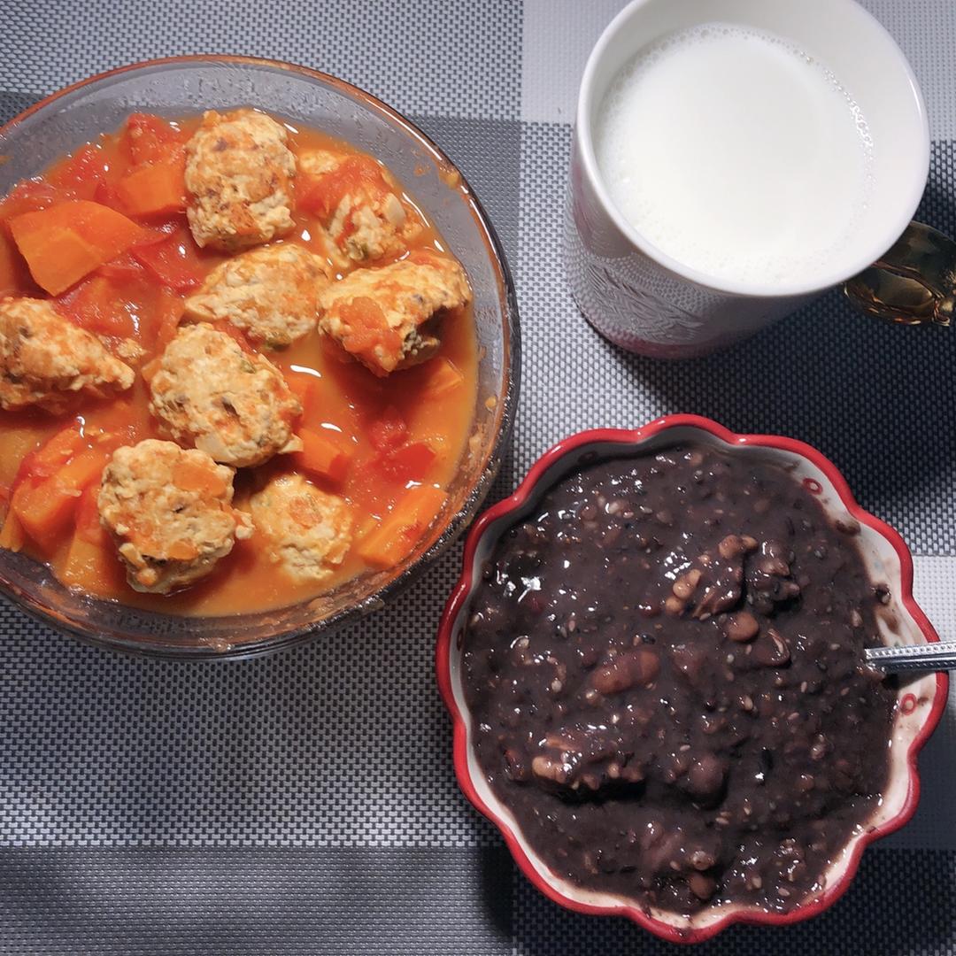 【健康三餐】番茄酱鸡肉丸子
