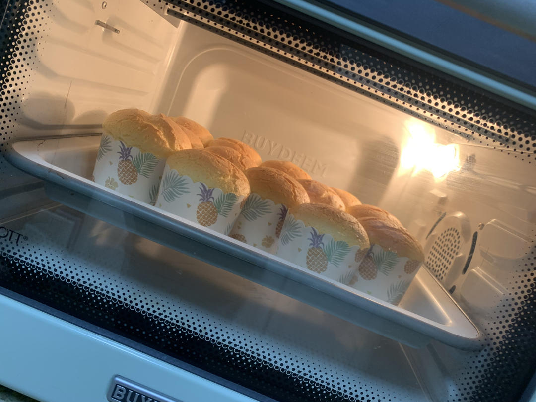 纸杯蛋糕 8寸戚风蛋糕的量