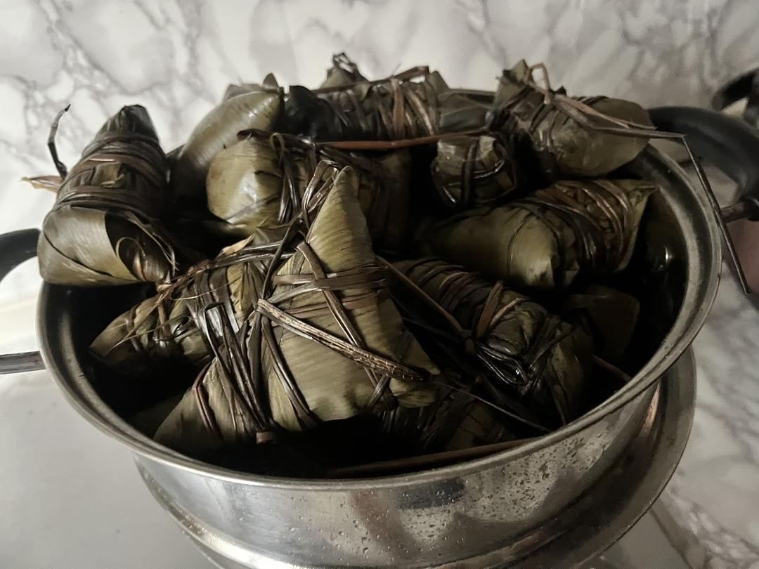 好吃到飞起的肉粽子