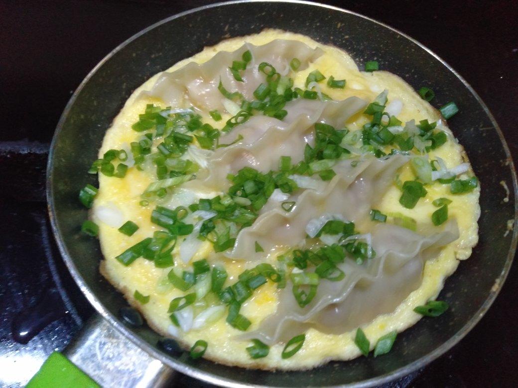十分钟快手菜抱蛋煎饺（速冻饺子）