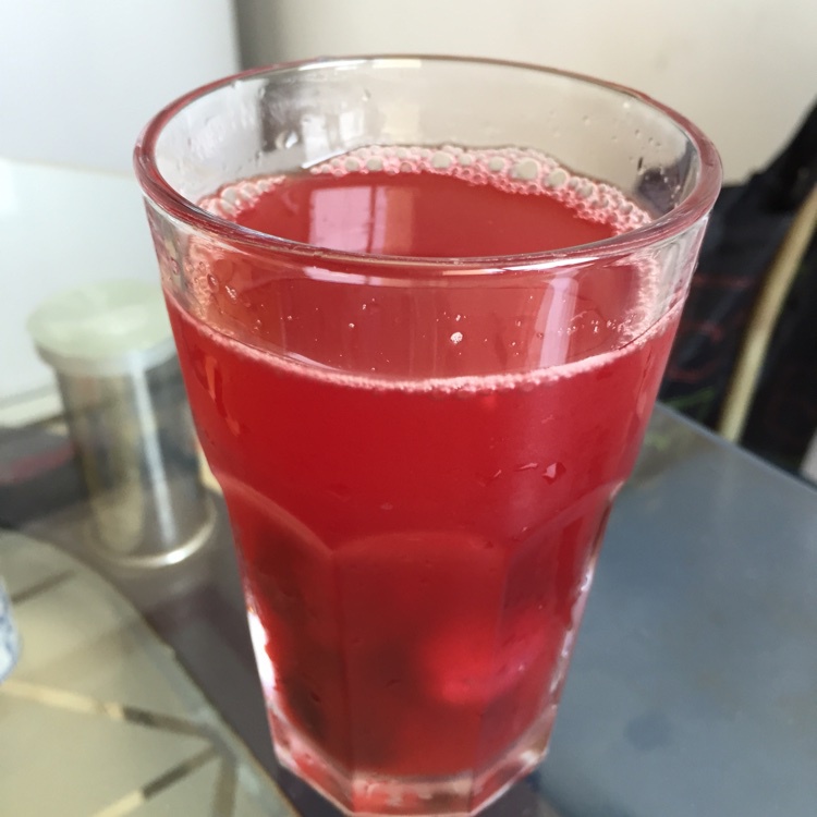 酸酸甜甜杨梅汁