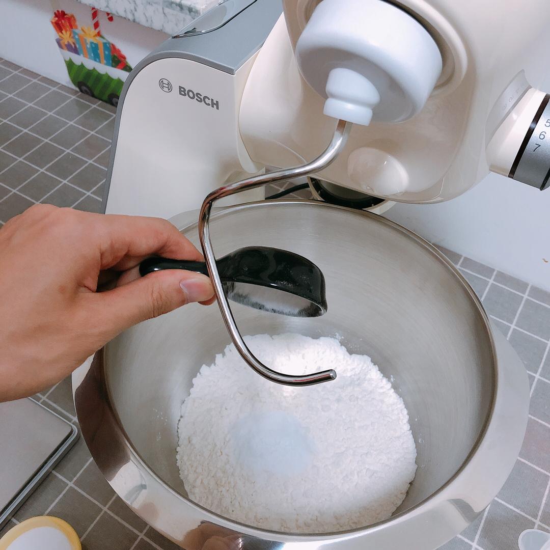 纯奶手撕吐司的做法 步骤1
