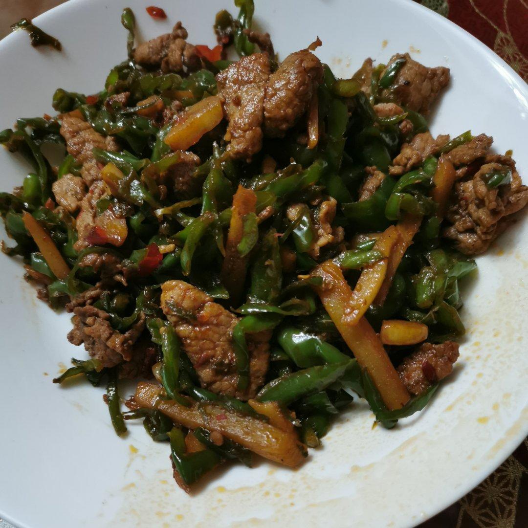 青椒炒肉片