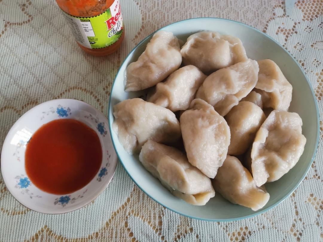 给儿子蒸快手早餐～三鲜三叶饺子