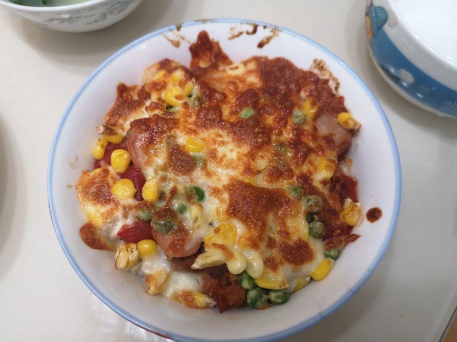 虾仁肥牛芝士焗饭 按照自己口味做更好吃哦！