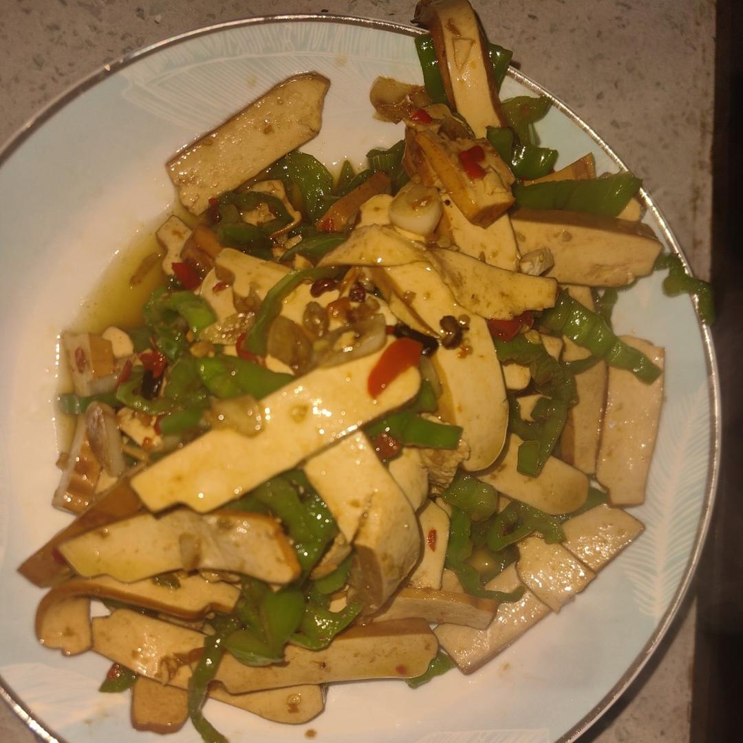 青椒炒豆干