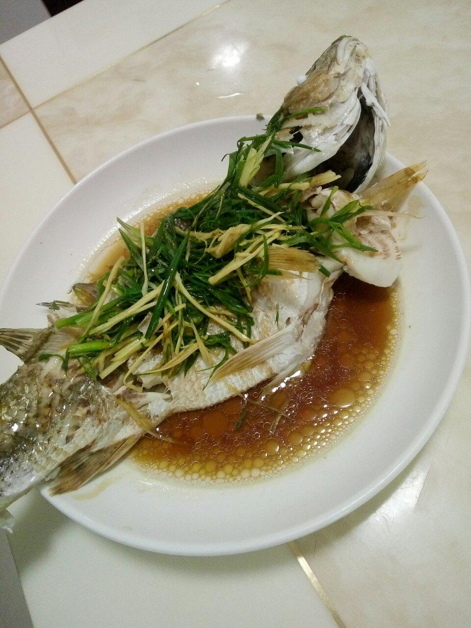 钜宝钿做的超入味清蒸鱼～清蒸鲈鱼桂花鱼(家常独创)