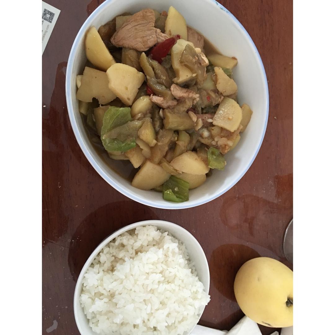 土豆炖茄子