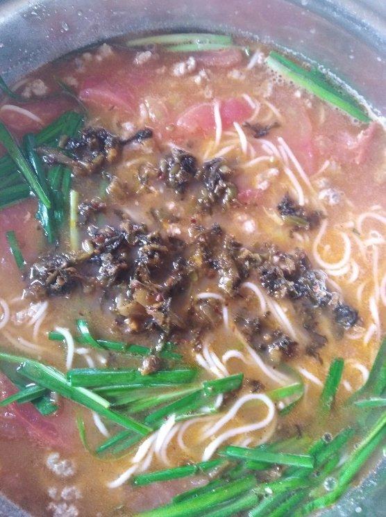 昆明小锅米线（视频在最后）