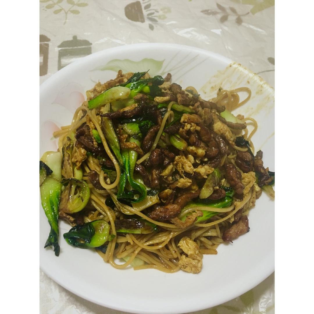 秘制酱汁炒面