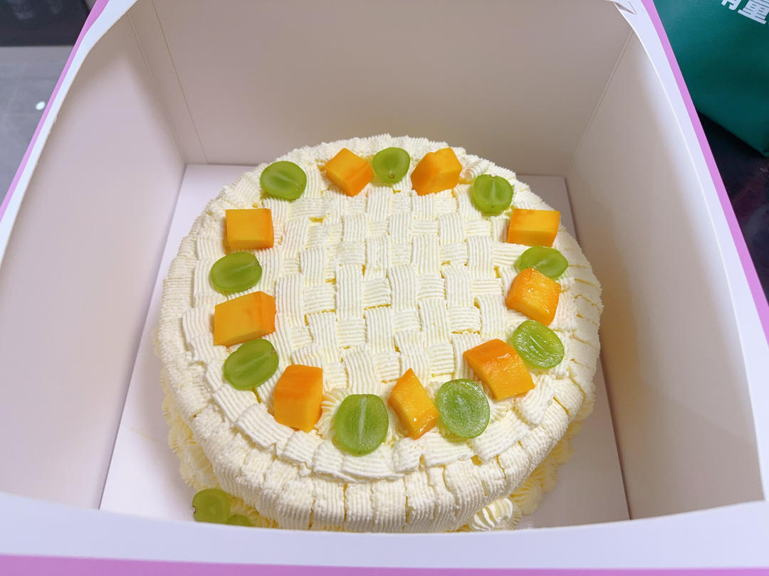 清新脱俗10寸奶油蛋糕