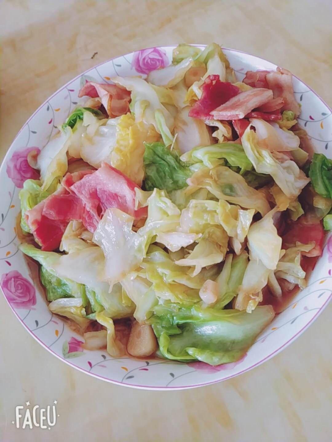 干锅培根手撕包菜