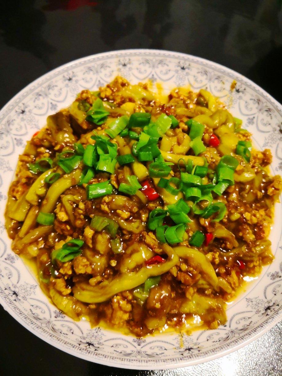 茄子不油炸的肉末茄子（好吃到💃💃👍👍）
