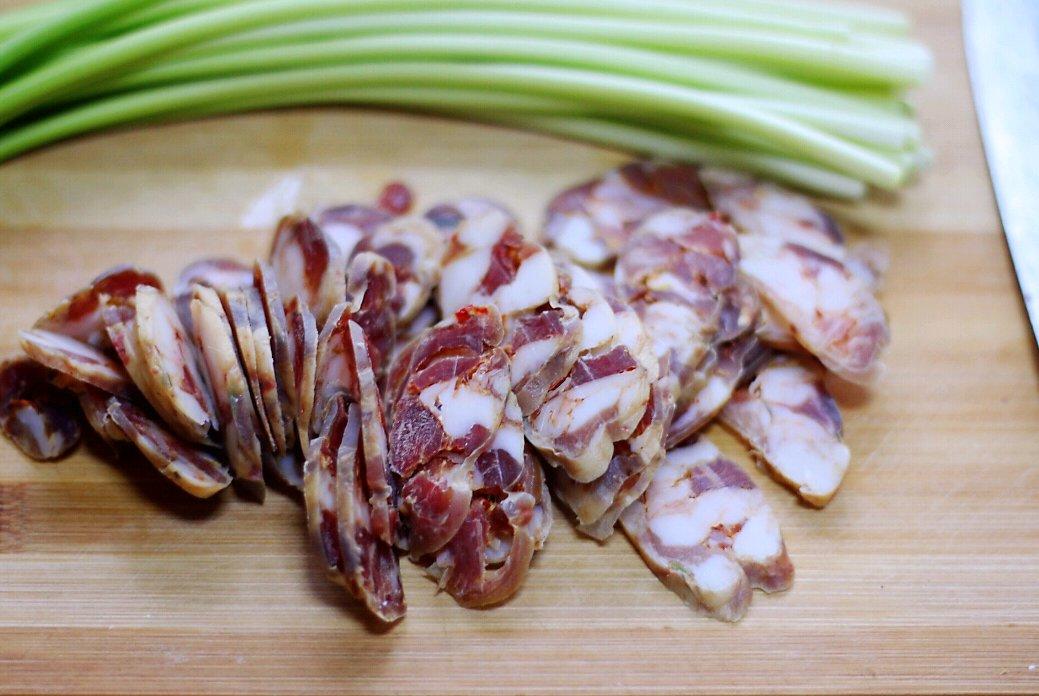 干锅花菜【4月北鼎珐琅铸铁锅食谱】