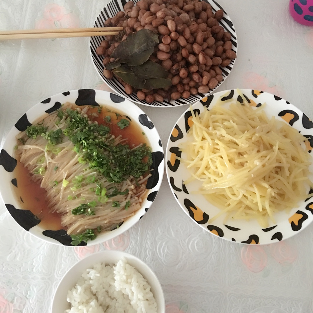 油泼金针菇