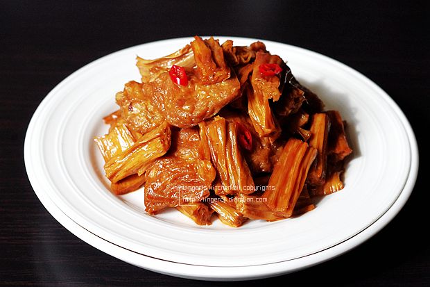 南乳腐竹烧油豆腐