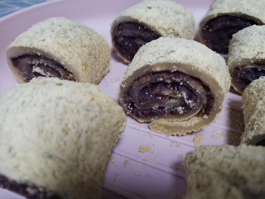 此配方做出的驴打滚无比软糯，放一天还是软的