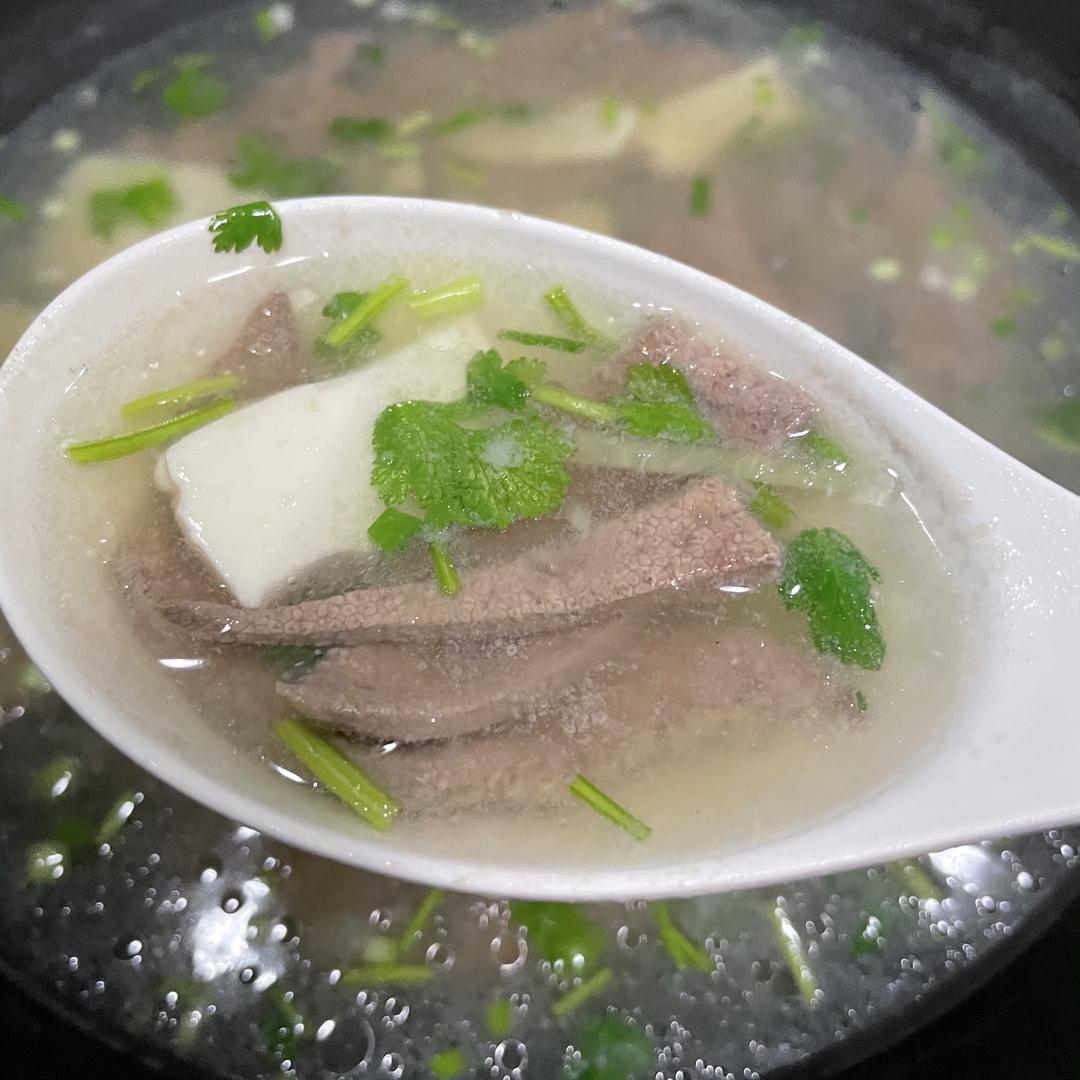 猪肝豆腐汤的做法