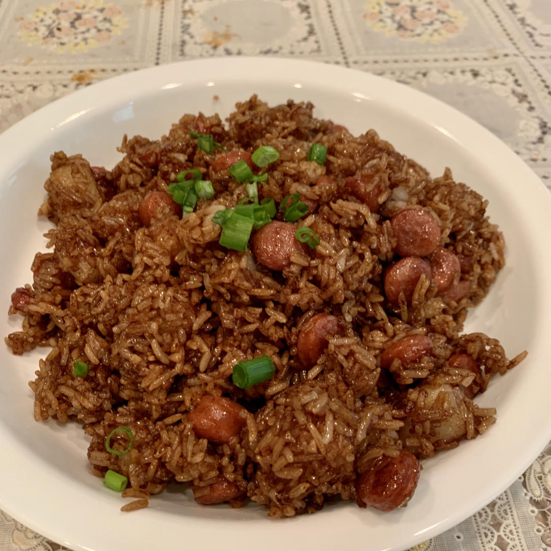 邻居抢着来我家吃土豆香肠炒饭，原来这么香！