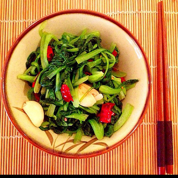 清炒鸡毛菜