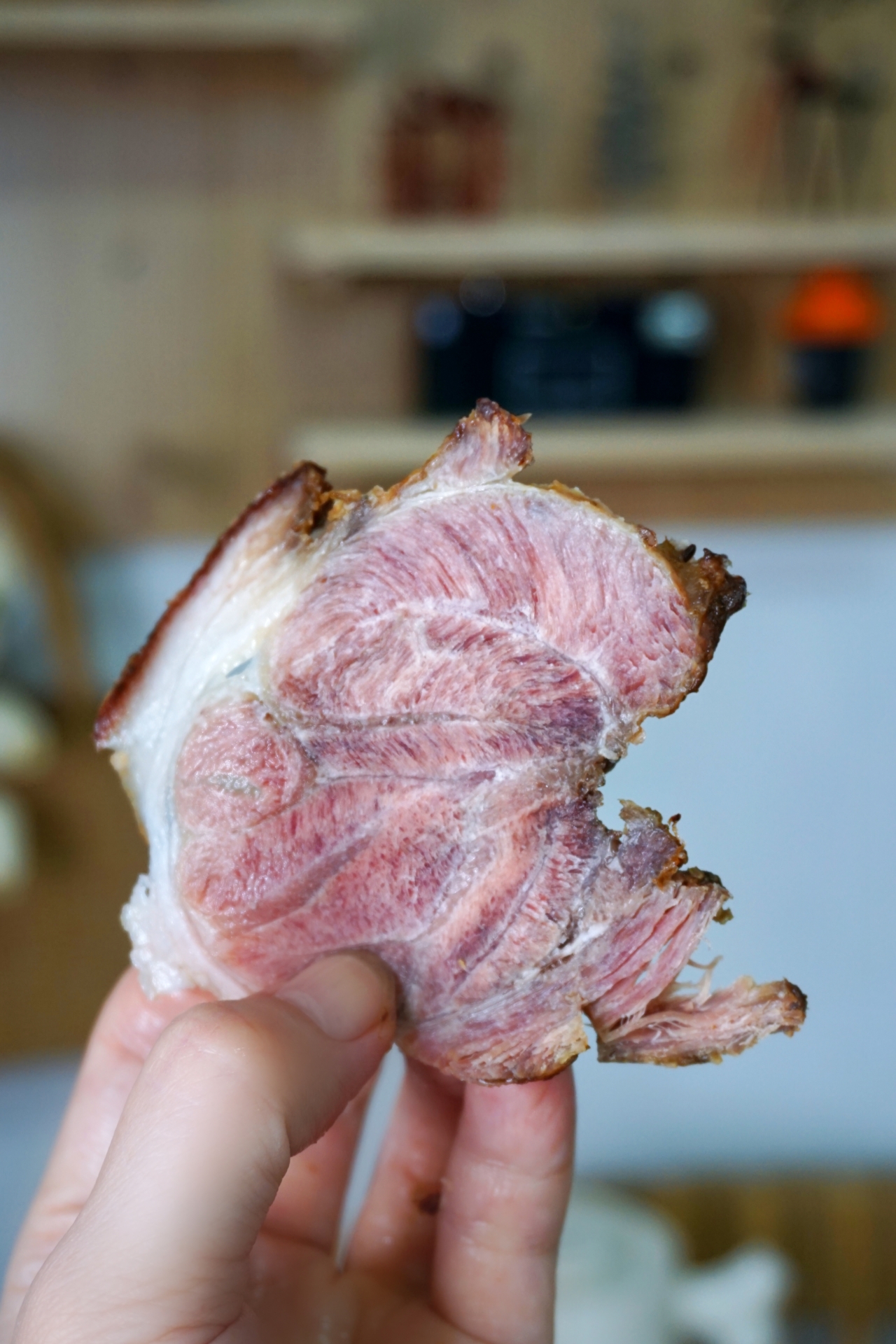 立秋的第一道硬菜🔥❗️旋转烤猪肘的做法