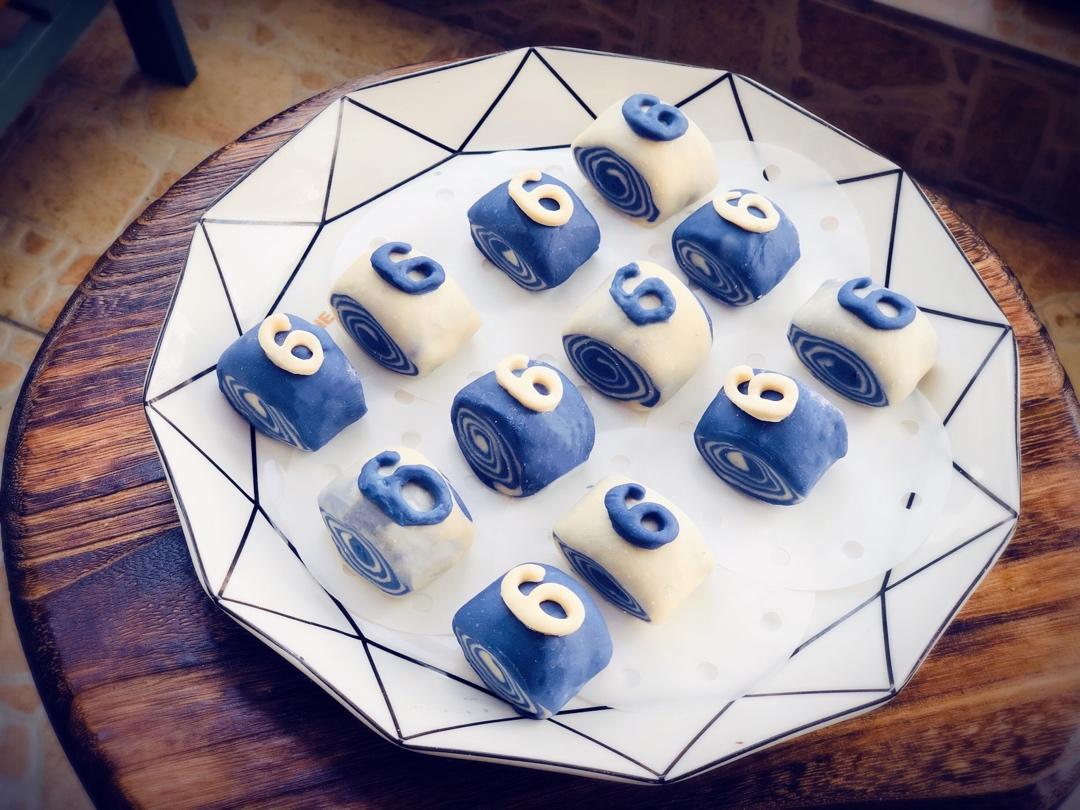 早餐卡通馒头.蓝色小花卷