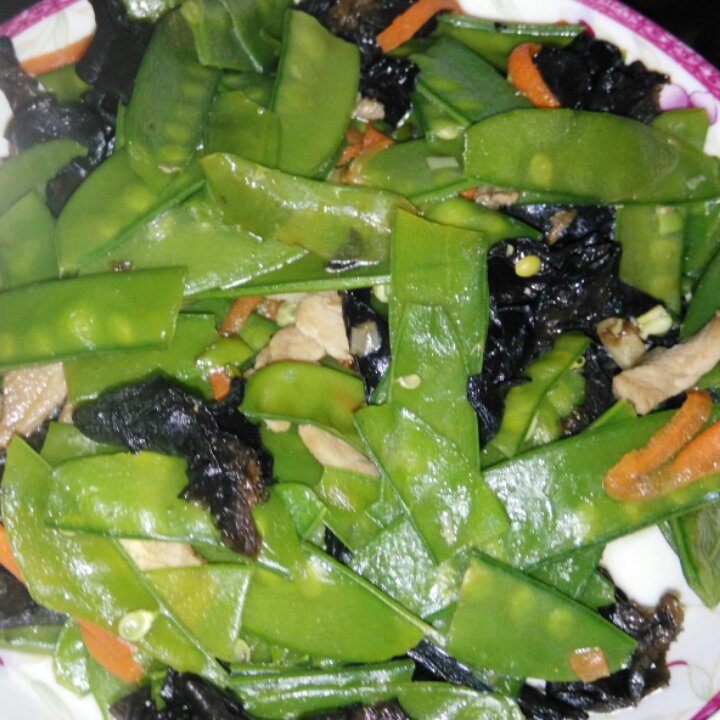 腊肠炒荷兰豆
