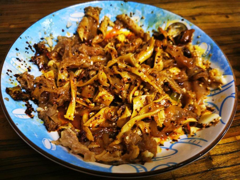 香辣牛板筋