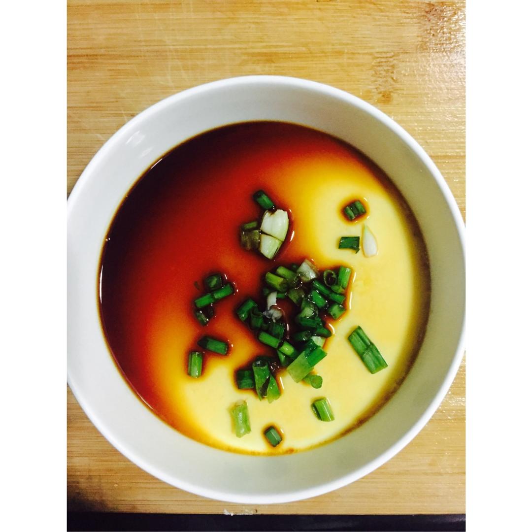 平滑如镜的蛋羹