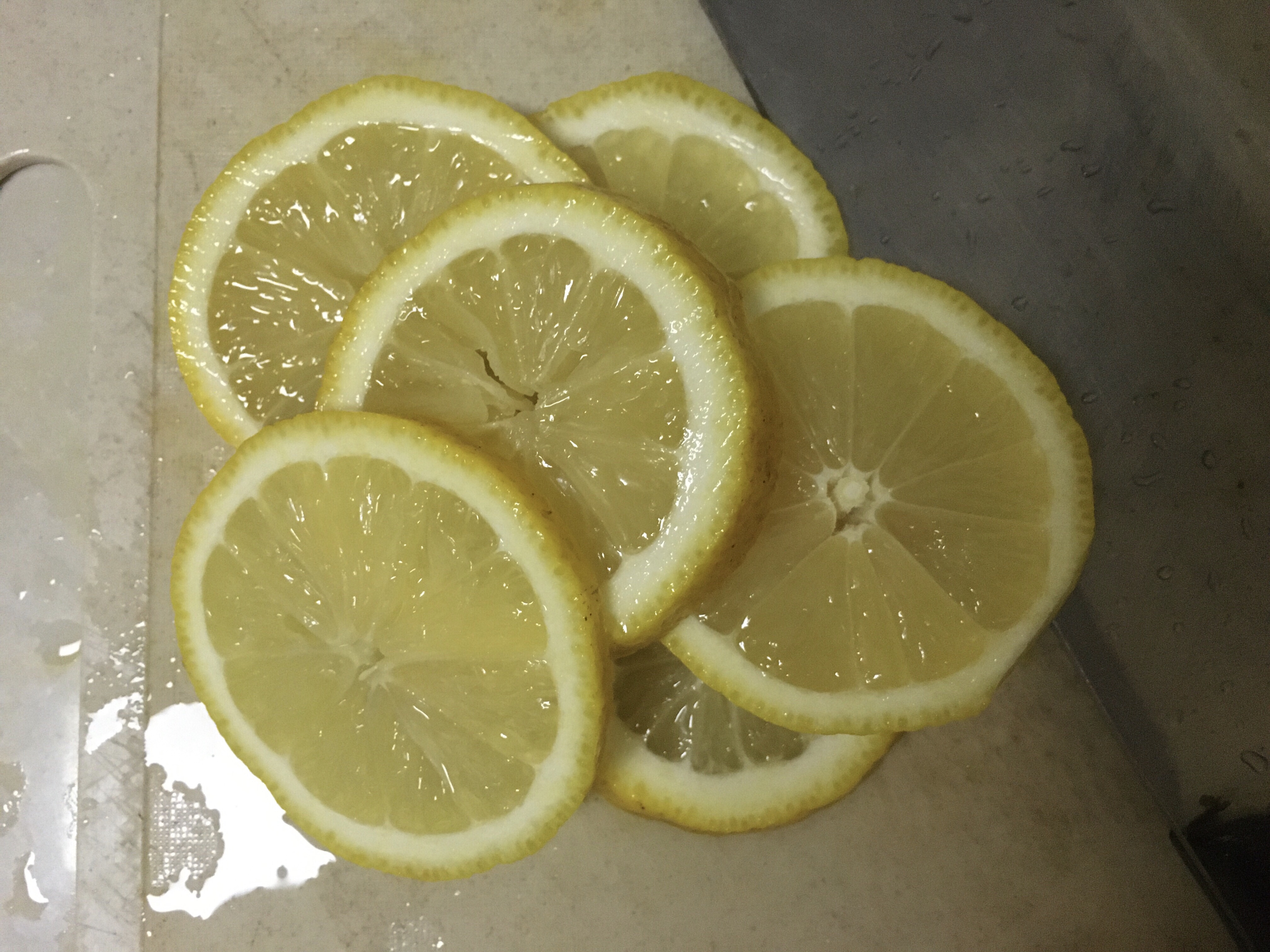 柠檬的处理和保存方法