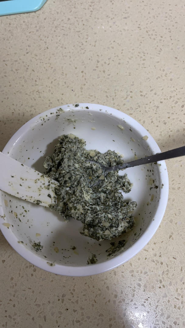 黄金芝士蒜香法式软面包｜芝香浓郁