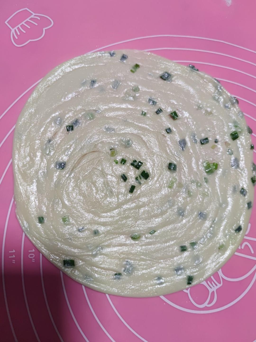 家常鸡蛋葱油饼 凉了也不硬 外酥里软 媲美早餐店 附细节视频详解