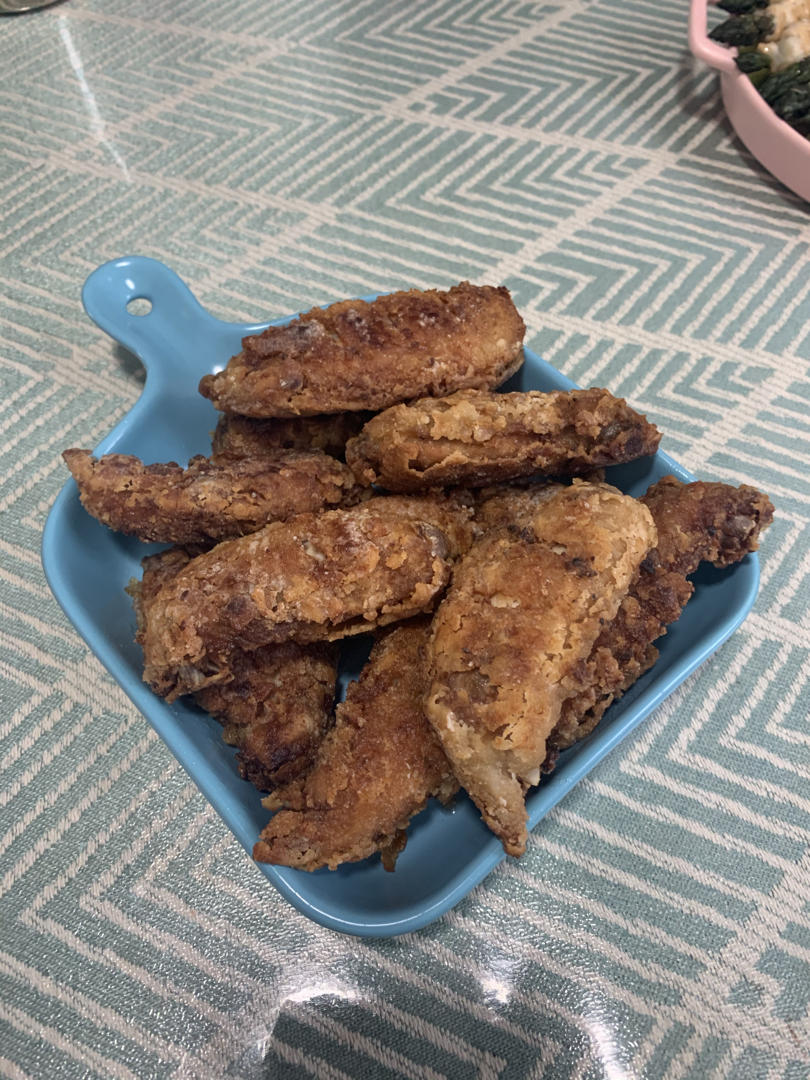 椒盐脆皮鸡翅