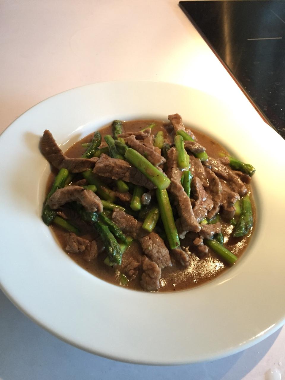 【曼食慢语】蚝油芦笋牛肉粒