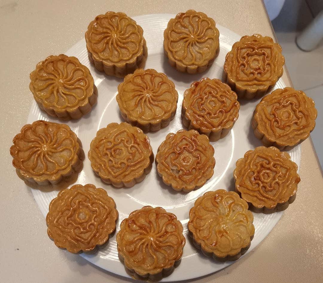 不开裂、不泄脚的月饼配方