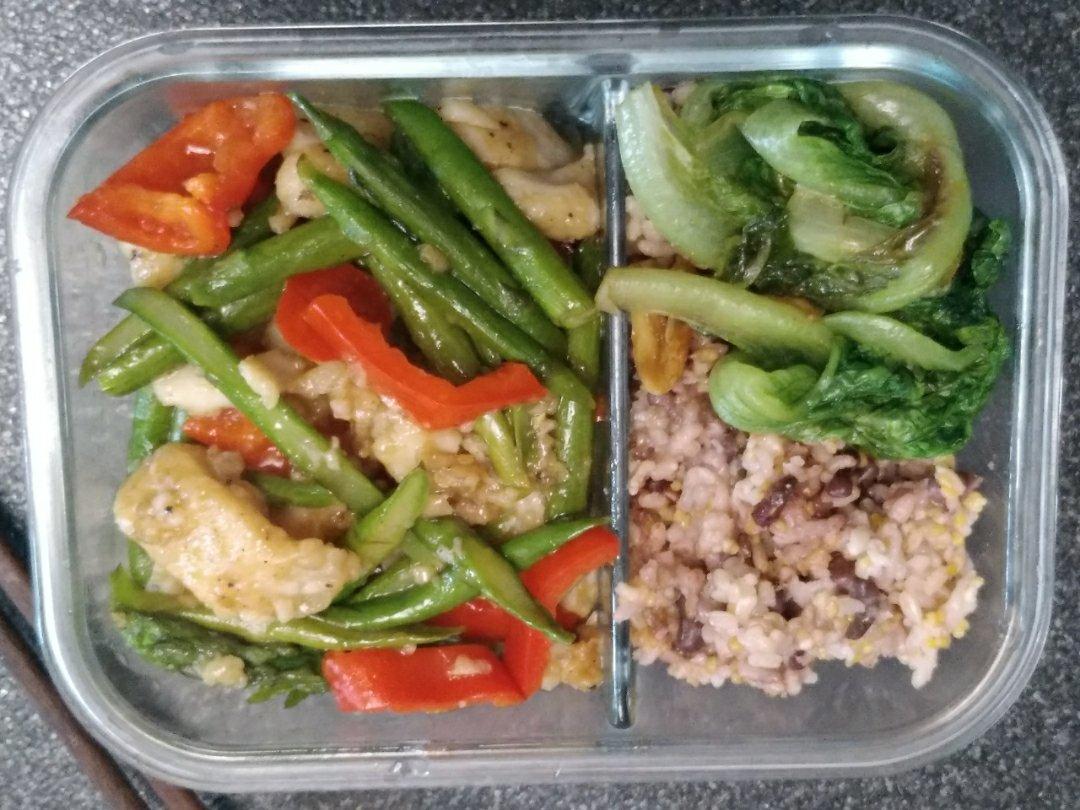 蒜香龙利鱼炒芦笋（减脂餐）