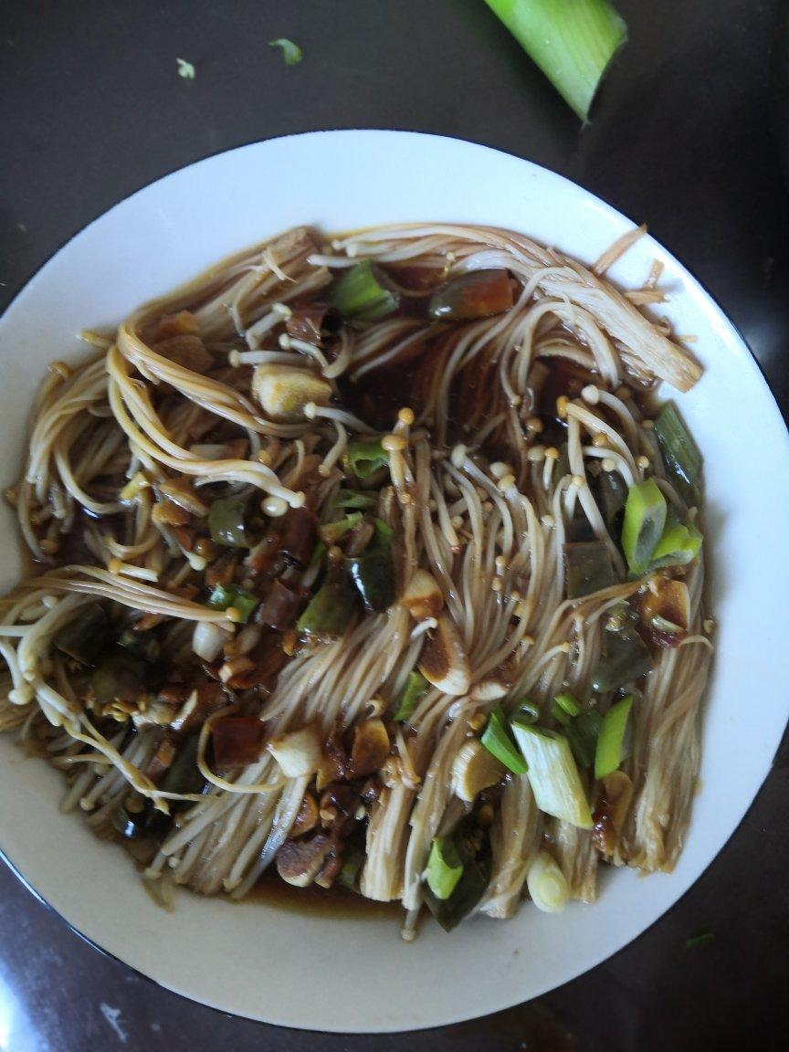 蒜蓉烤金针菇（烤箱版）