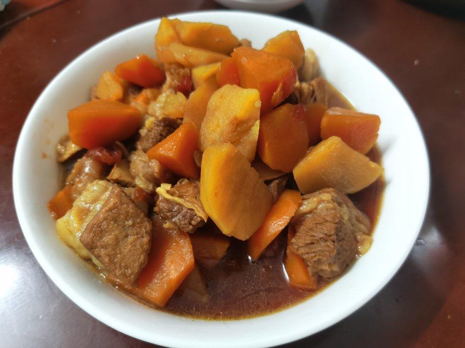 番茄土豆炖牛腩