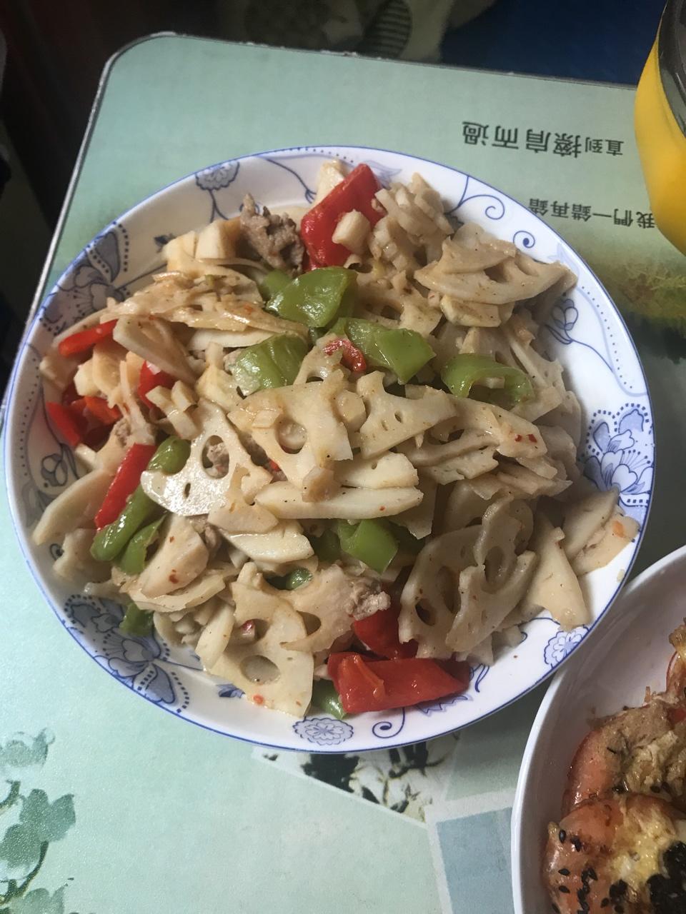 莲藕片炒肉