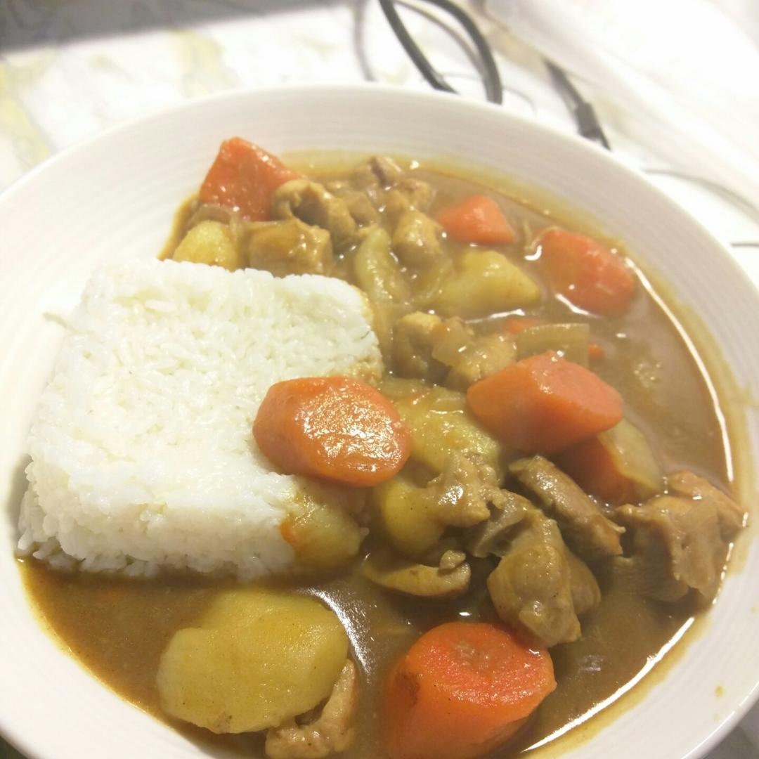 零失败日式咖喱鸡肉饭！！最正宗日本家庭做法！简单又好吃！