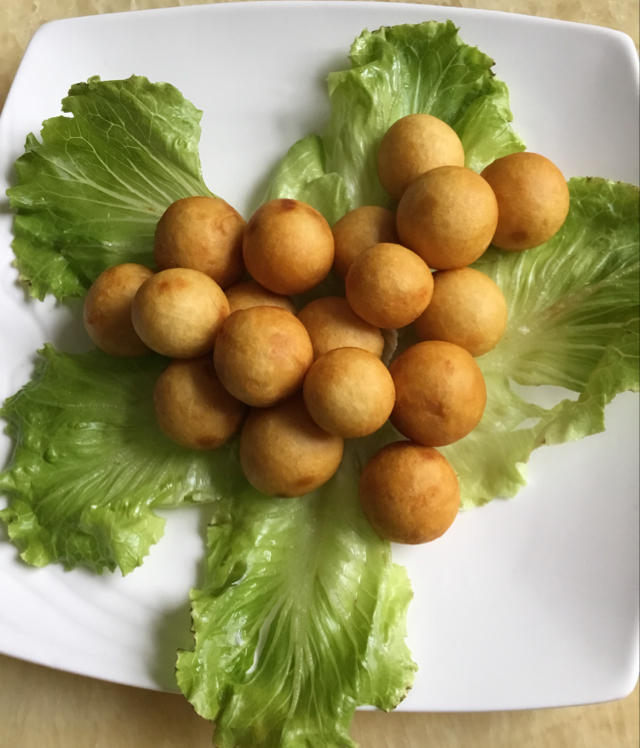 妈妈教炸的红薯丸子