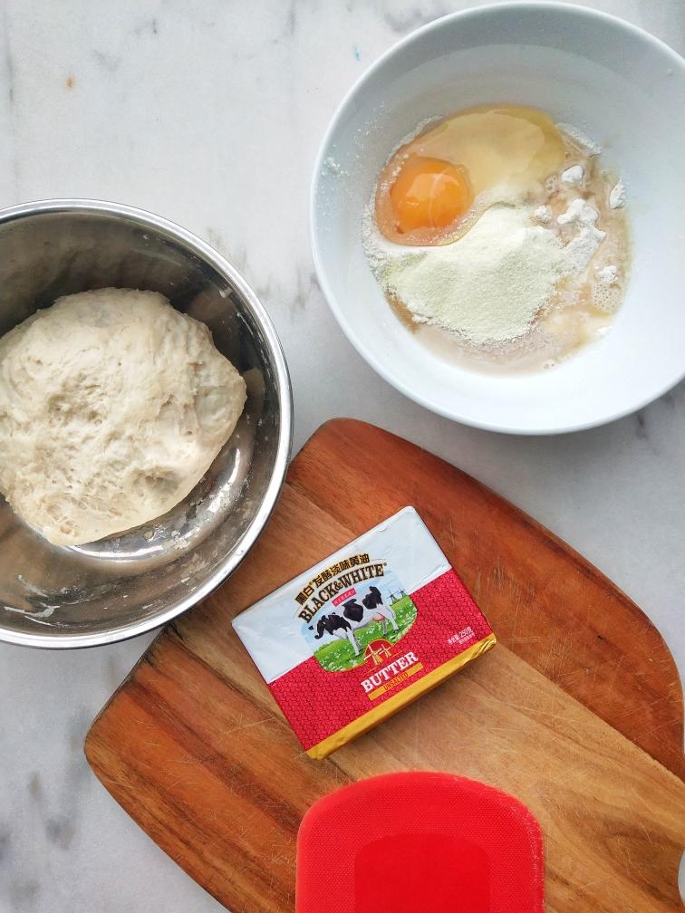 纯奶手撕吐司的做法 步骤1