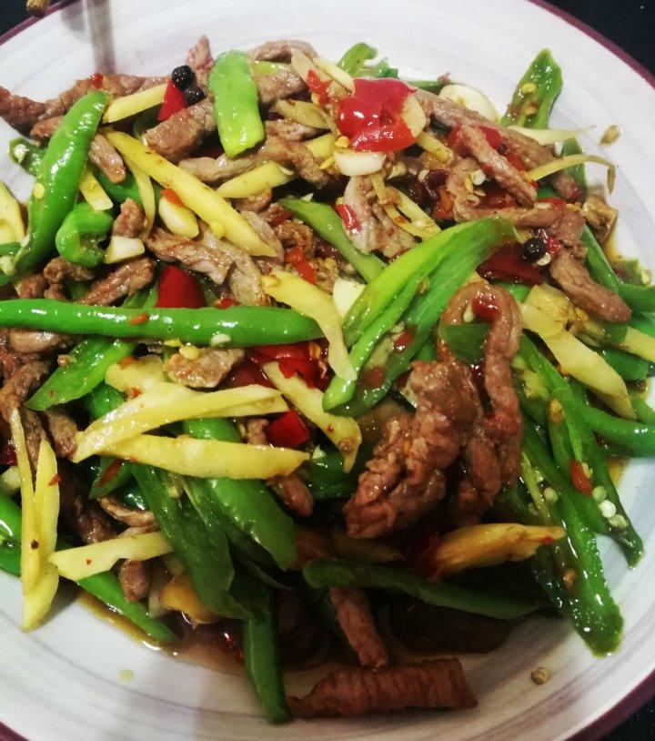 jinyuanyuan做的青椒炒牛肉丝