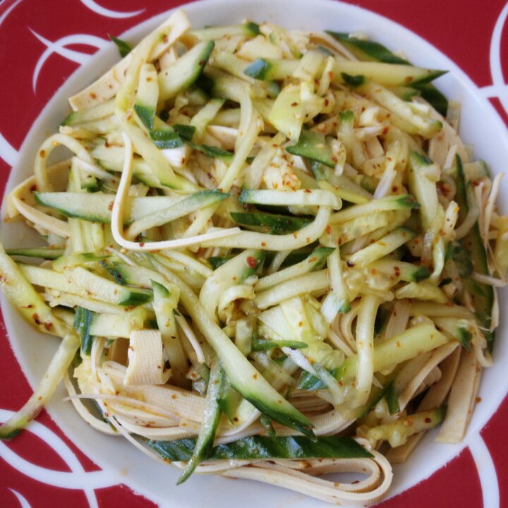 黄瓜干豆腐丝