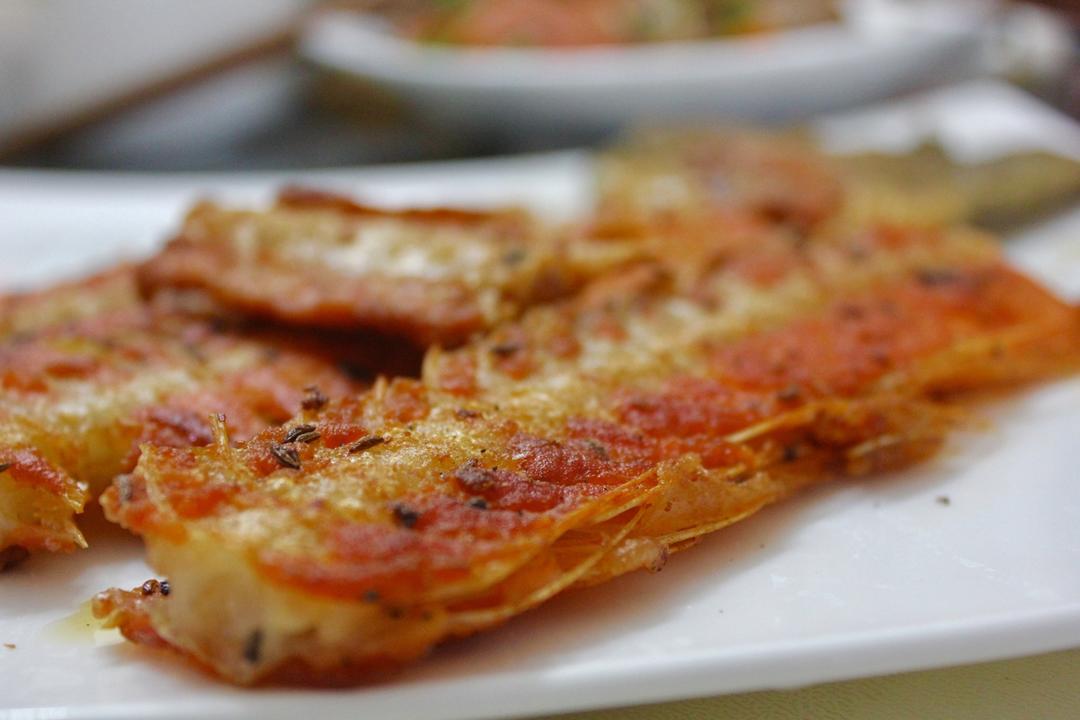 香煎三文鱼骨