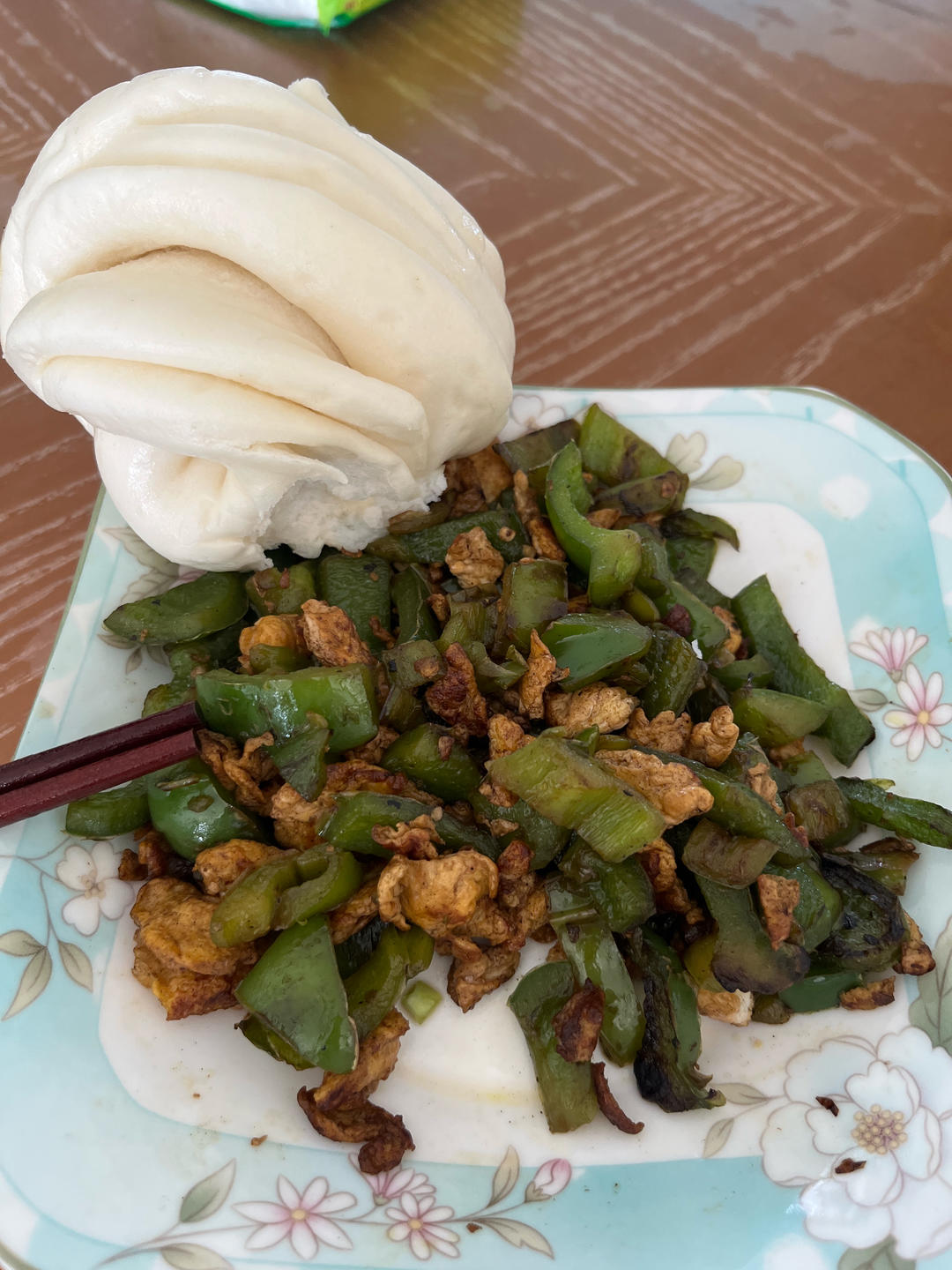 厨师长教你：“青椒炒鸡蛋”的家常做法 ,非常下饭